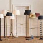 آباژور کنار سالنی