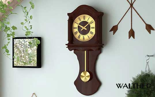 ساعت دیواری چوبی